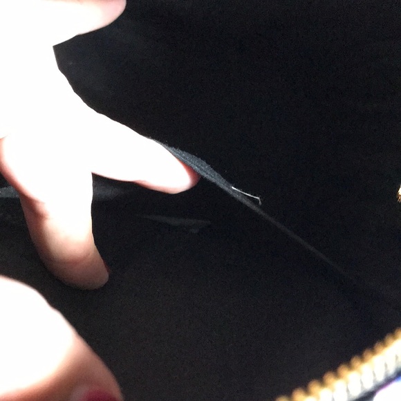 LAST ONE‼️-5🌟Bebe Floral Backpack w Tassel Zipper - Picture 7 of 8